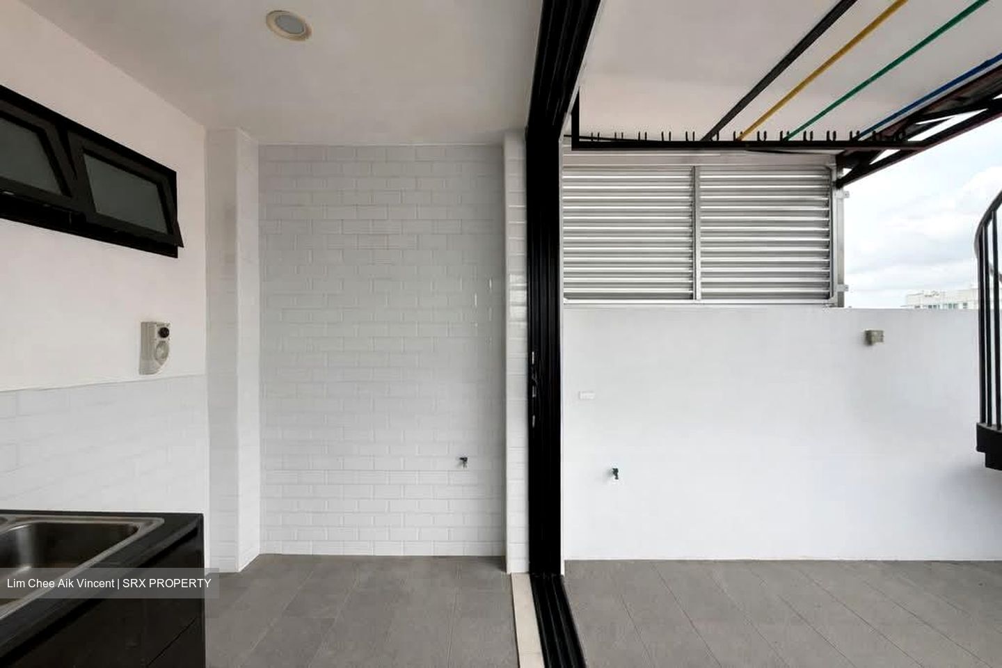 East Coast Road (D15), Terrace #567974731